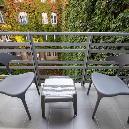 Levia Apartment-With 2 Bedrooms In The Old Town Lvov Exteriér fotografie